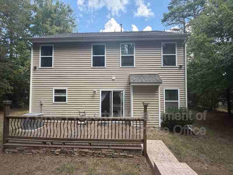 105 Stowe Creek Ln