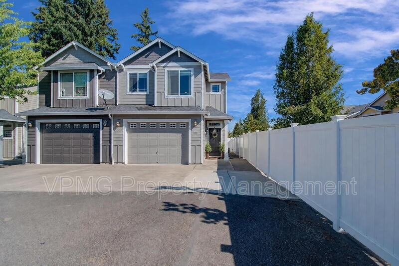 2401 Ne 114th Ct