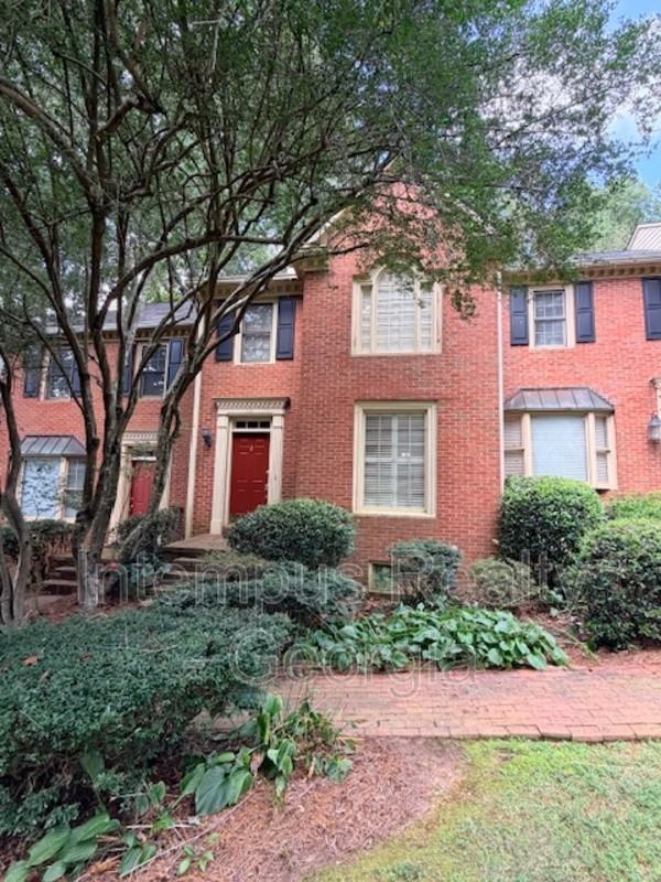 118 Weatherburne Dr - Photo 2 of 30