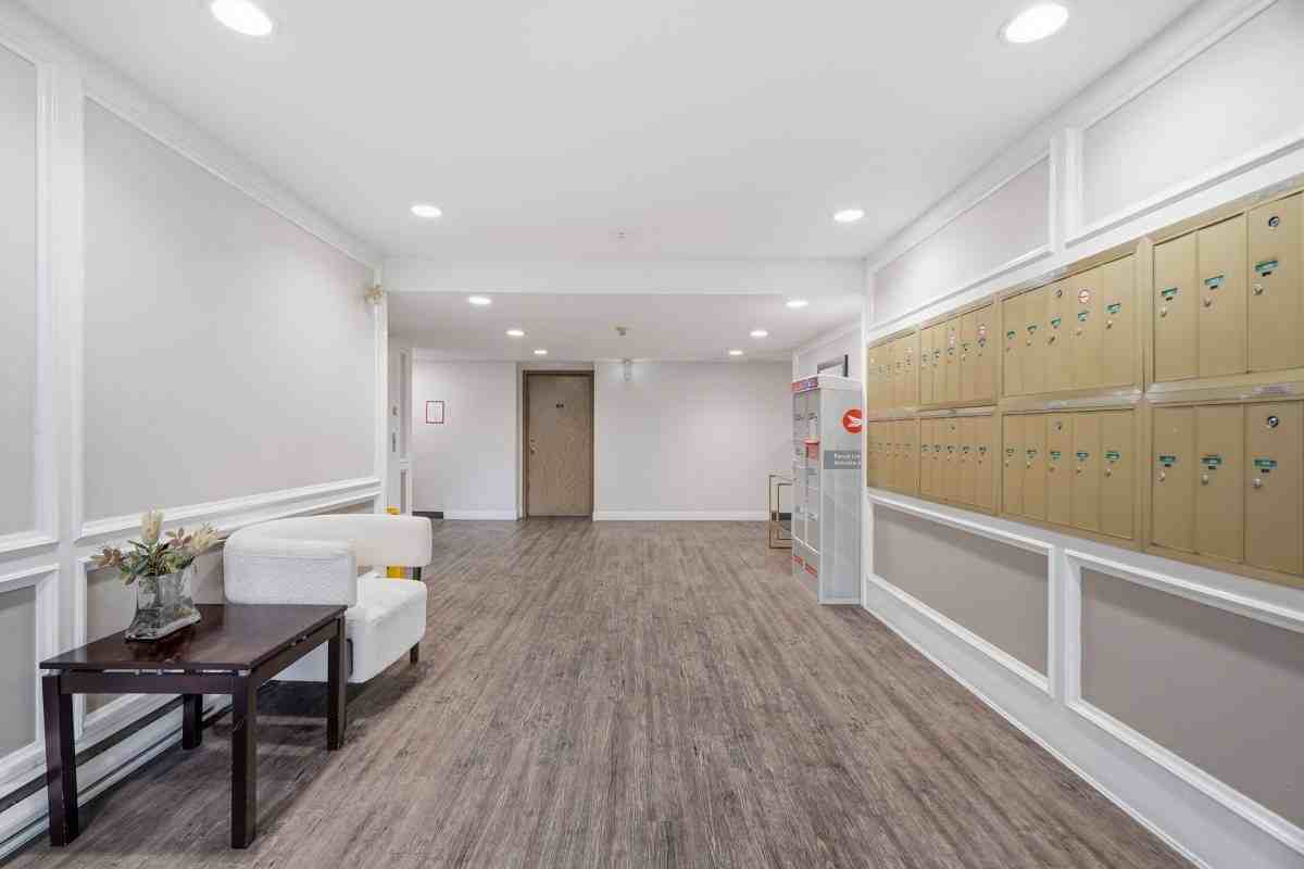 1660 56 Street #113 - Photo 4 of 15