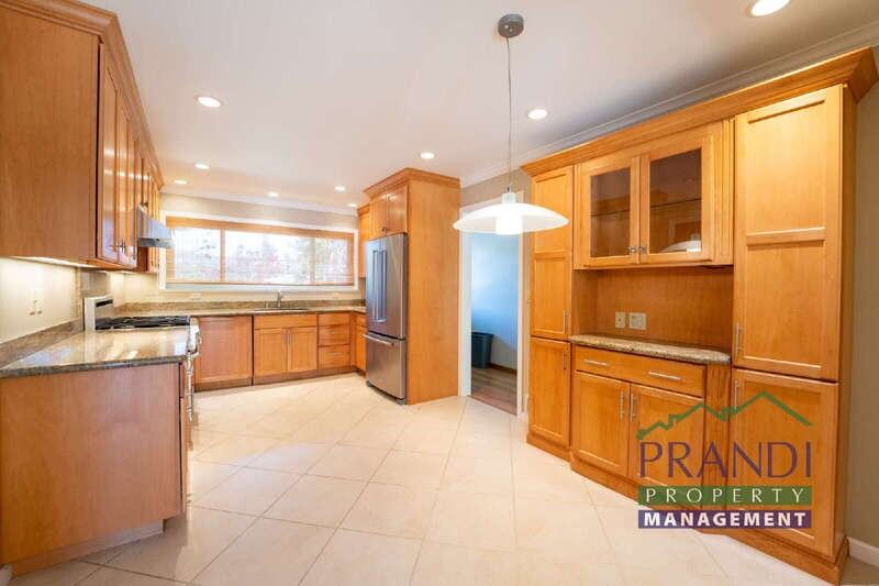 164 Madison Ave - Photo 2 of 16