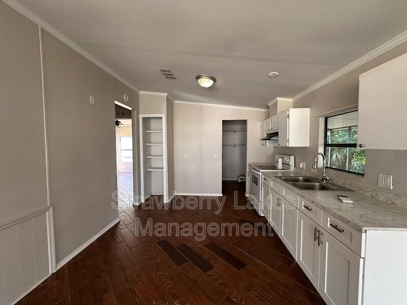 4710 Buckeye St - Photo 7 of 21
