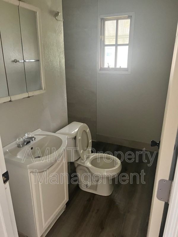 1347 22nd Ave Sw - Photo 3 of 8