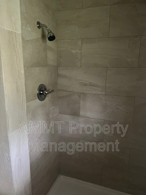1347 22nd Ave Sw - Photo 4 of 8