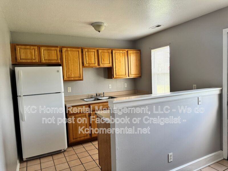 804 Saddlewood St #C - Photo 6 of 16