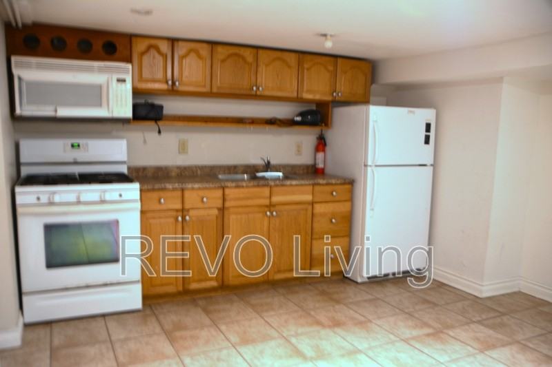 7 Centre St - Photo 2 of 5