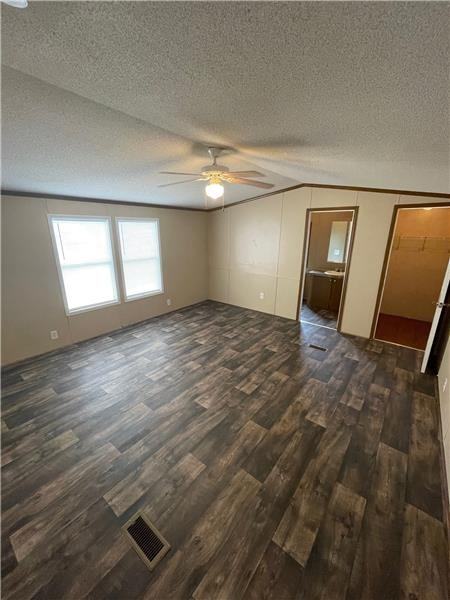 161 Cowboy Ln - Photo 3 of 14