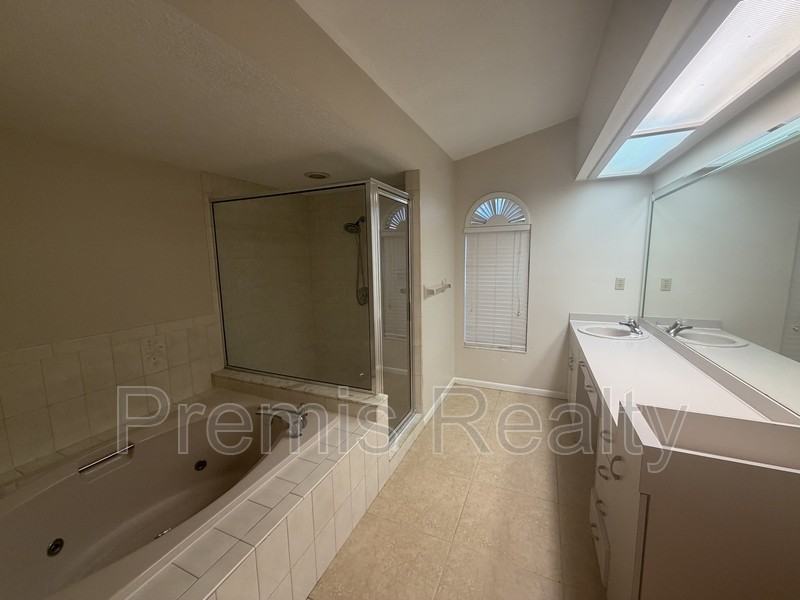 20 Ridgecroft Ln - Photo 6 of 19