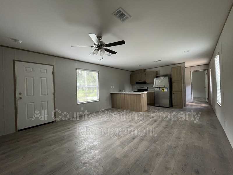 150 Se Perfect Ct - Photo 3 of 8