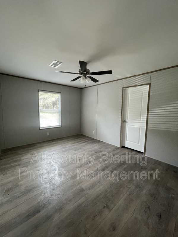 150 Se Perfect Ct - Photo 7 of 8