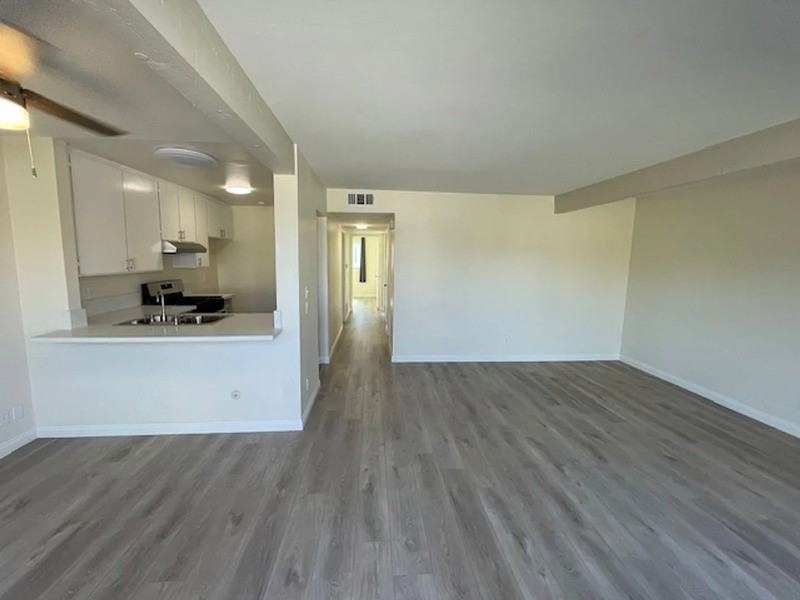 107 Oval Rd #4 - Photo 2 of 17