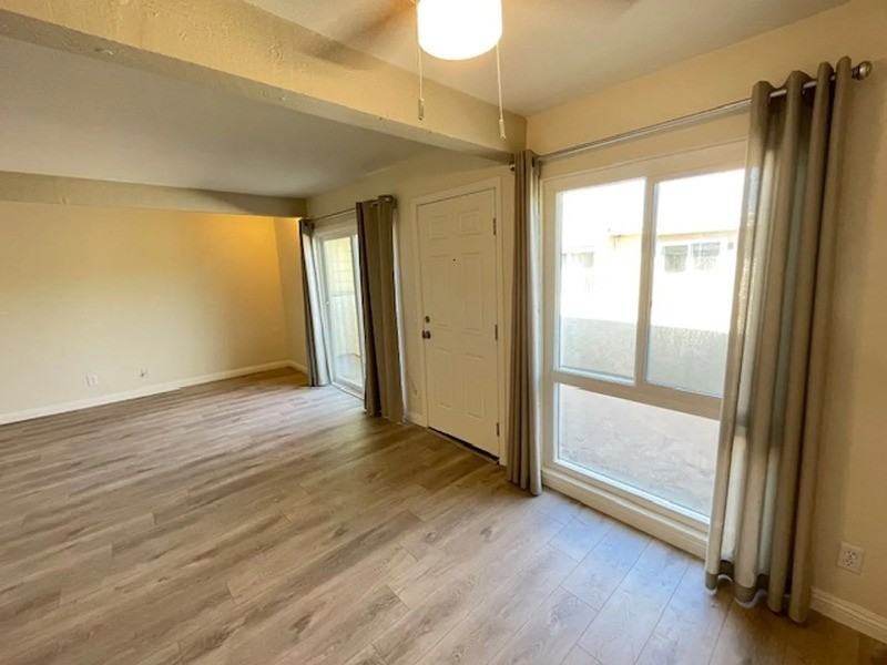 107 Oval Rd #4 - Photo 3 of 17