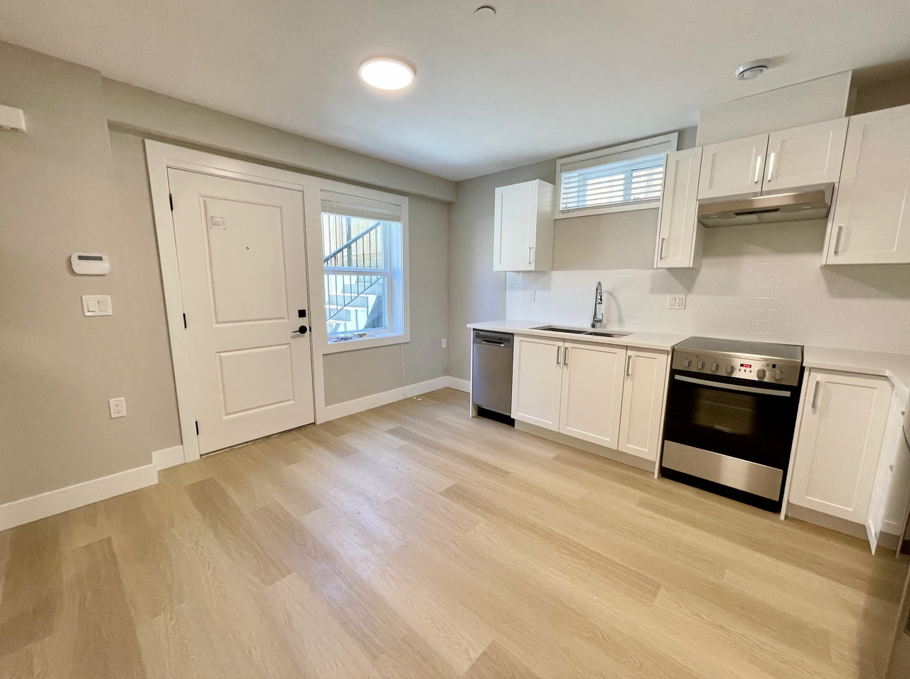 5068 Prince Albert Street - Photo 7 of 10