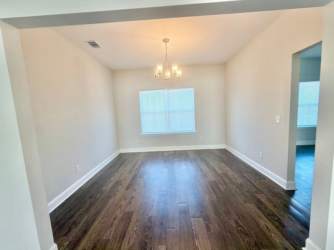 232 Gambrell Rd - Photo 4 of 18