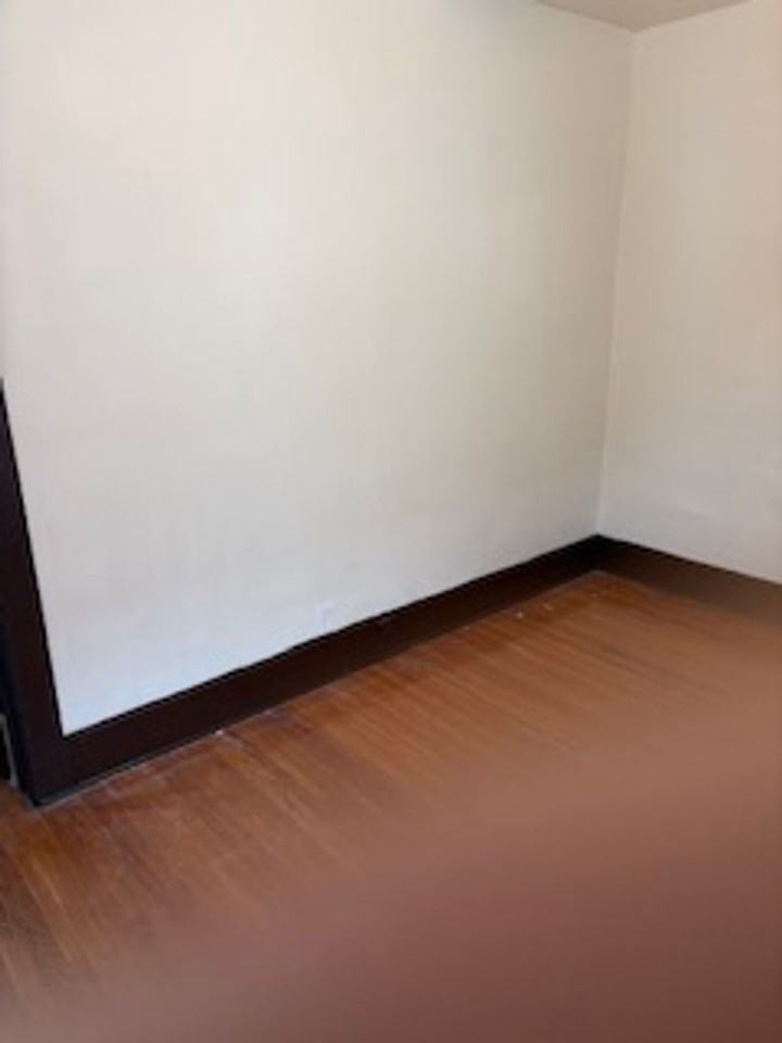 2833 Jackson St - Photo 3 of 10