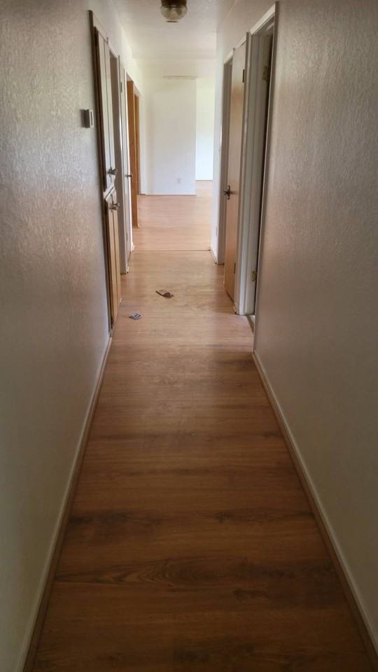 1217 Applegate Rd - Photo 5 of 9