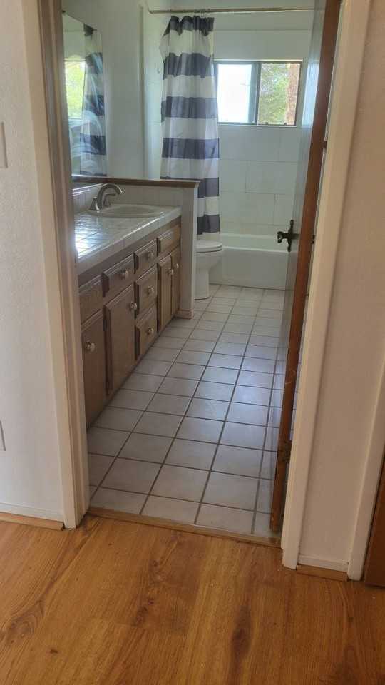 1217 Applegate Rd - Photo 6 of 9