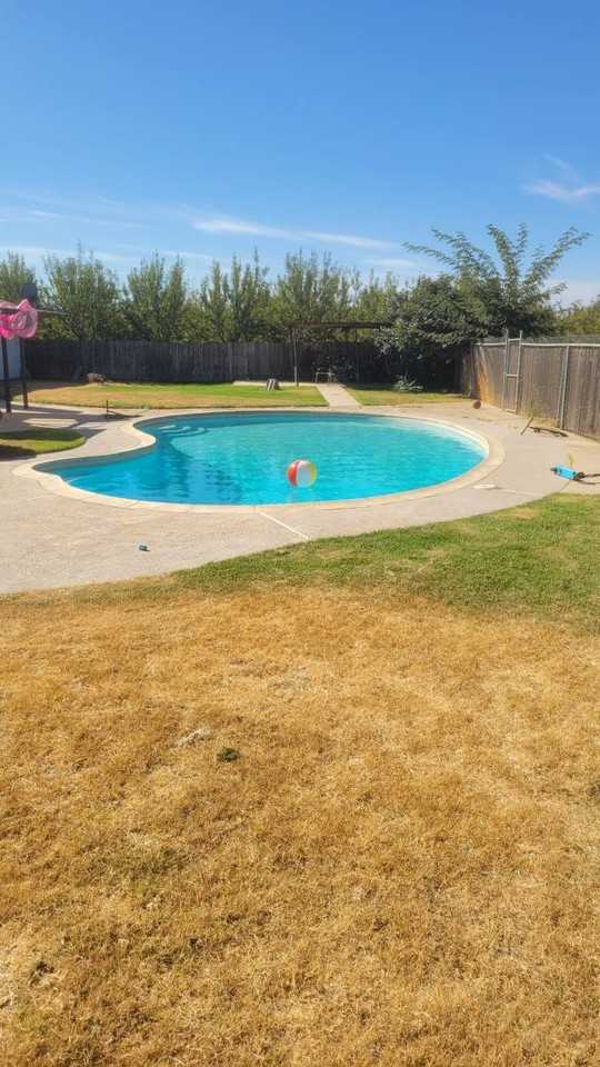 1217 Applegate Rd - Photo 3 of 9
