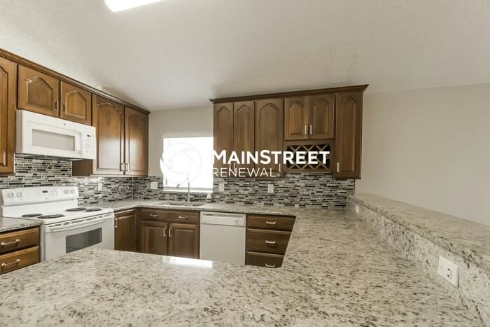 1023 Bartlett Ct - Photo 6 of 16
