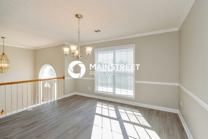 246 Rockingham Dr - Photo 5 of 19