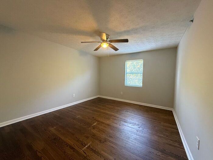 270 Tampa Dr #M3 - Photo 2 of 24