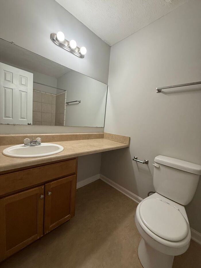 270 Tampa Dr #M3 - Photo 5 of 24