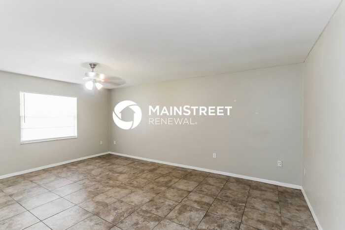 2226 Maple Hill Dr - Photo 6 of 14