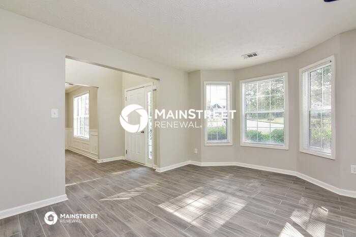 5143 Winding Glen Dr - Photo 5 of 17