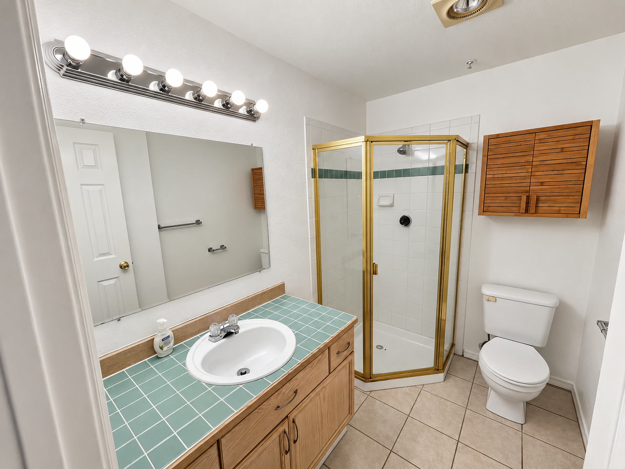15917 Waynita Way Ne #301 - Photo 5 of 15