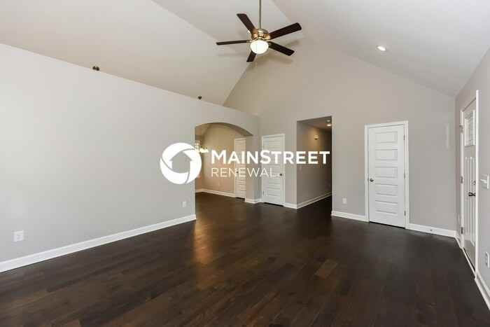 840 Duncan St - Photo 4 of 16