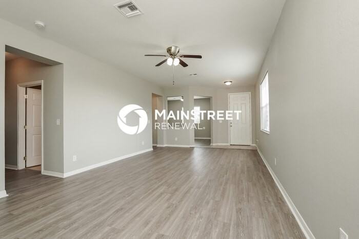 210 Nw 24th Ave - Photo 2 of 16