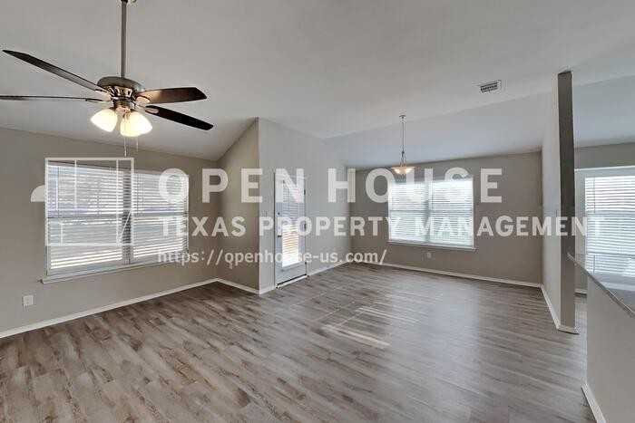 5105 Persimmon Ct - Photo 4 of 21