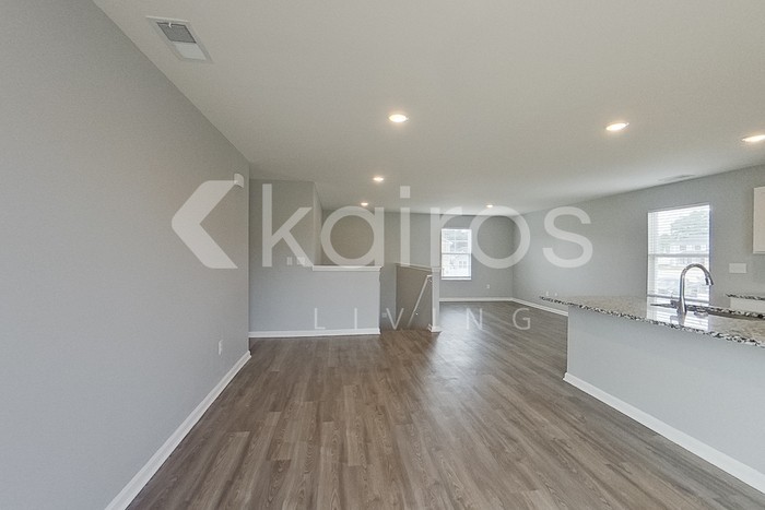 285 Gaston Cir - Photo 5 of 25