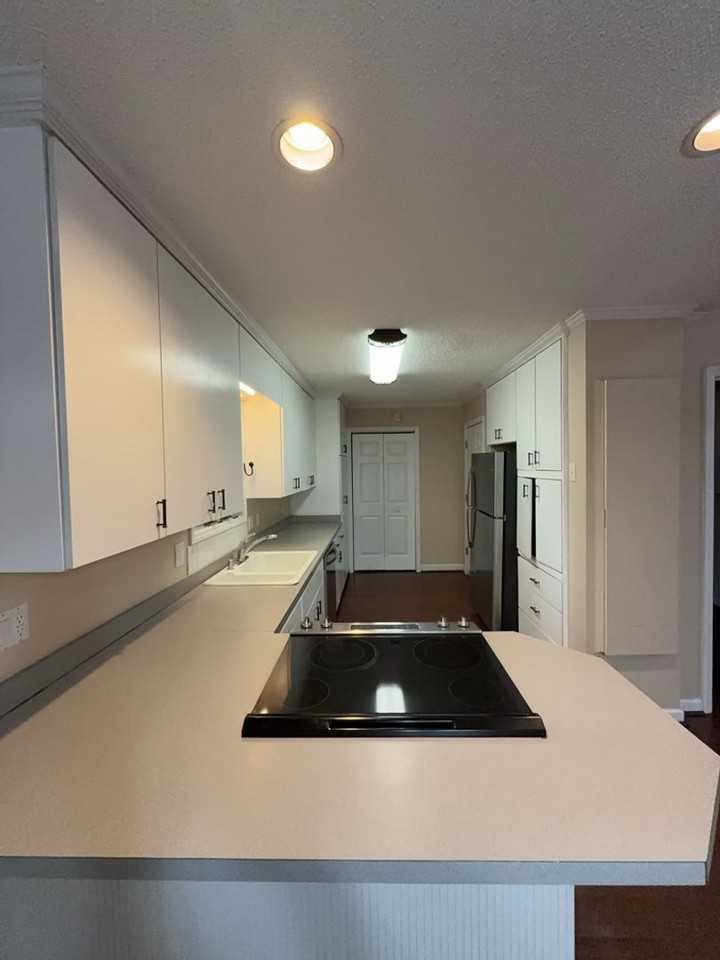 108 Riverwalk Ct - Photo 6 of 12