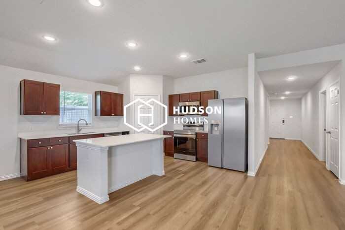 3812 Keller Rd - Photo 3 of 12