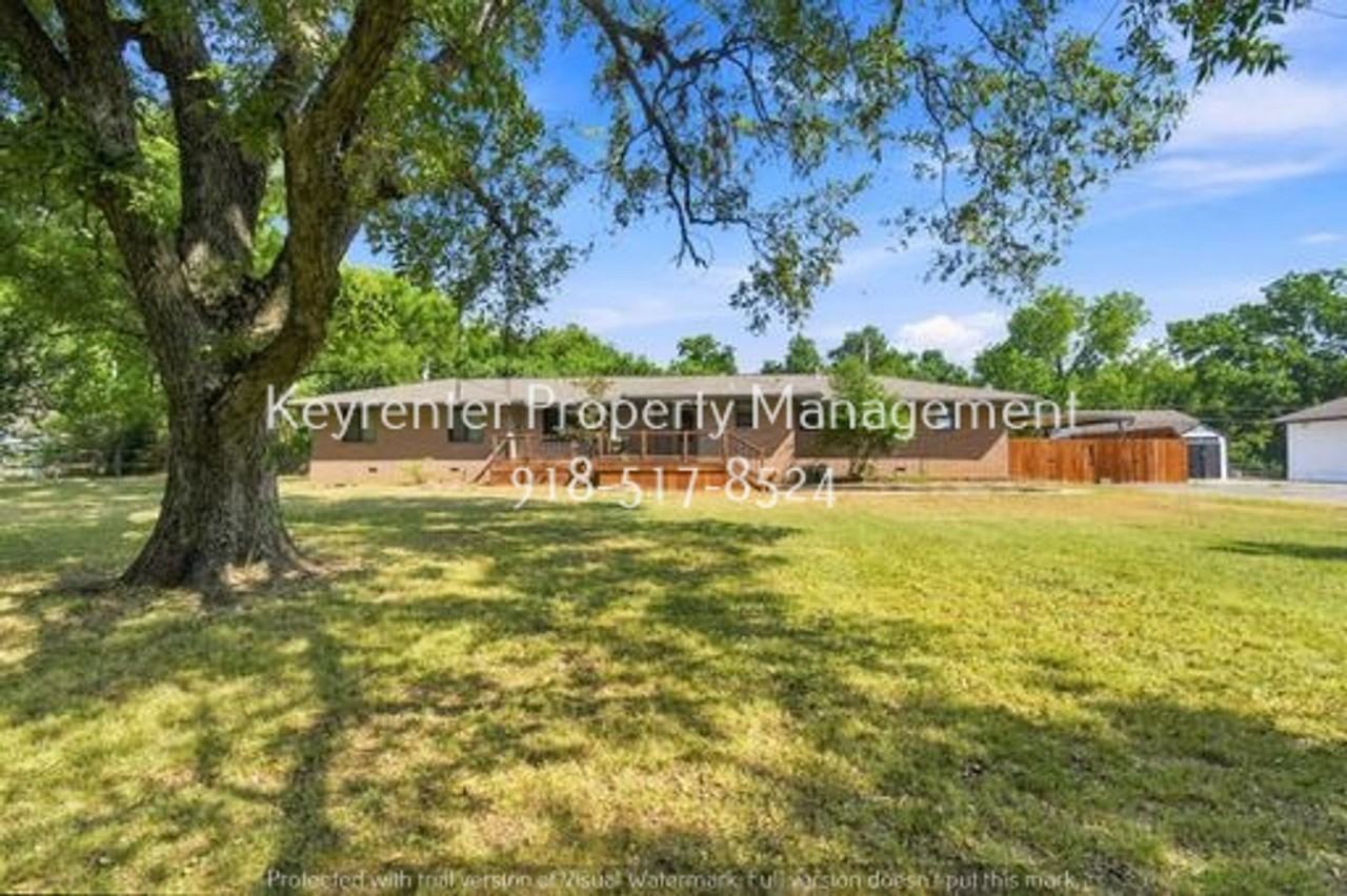 8899 E 171st St S - Photo 2 of 33