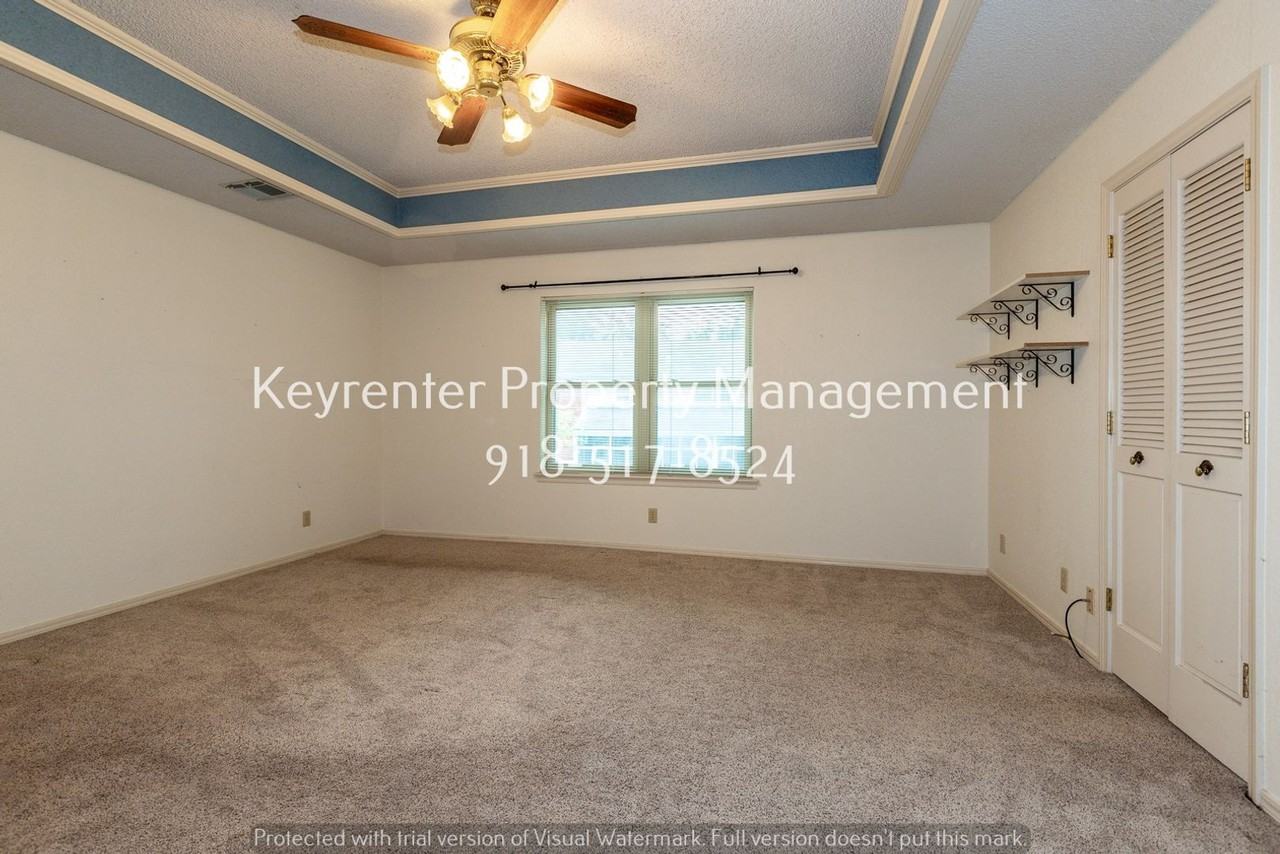 7236 E 65th St - Photo 7 of 43