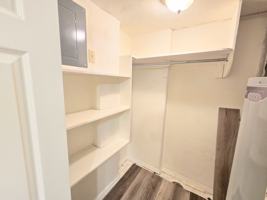 featured image of 654 E 21st St #3