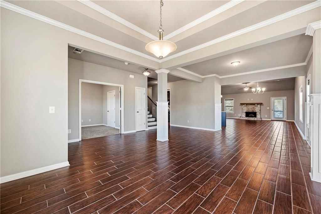 540 Brookside Ln - Photo 6 of 33