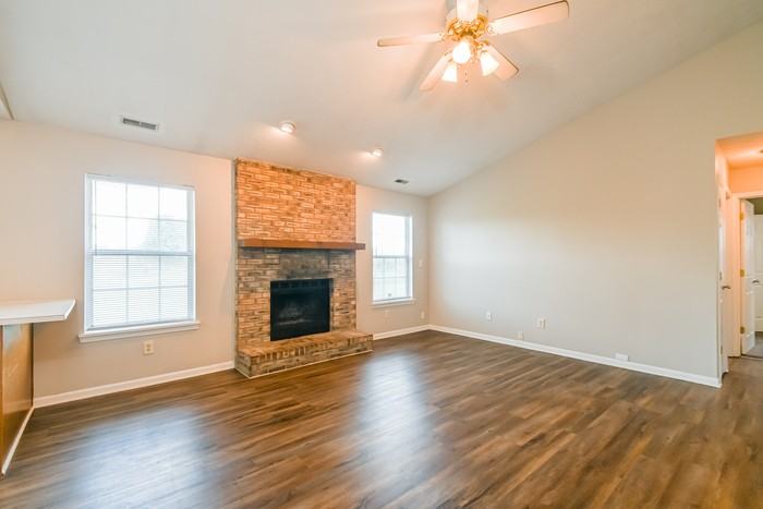 11813 Shannon Pointe Rd - Photo 4 of 11