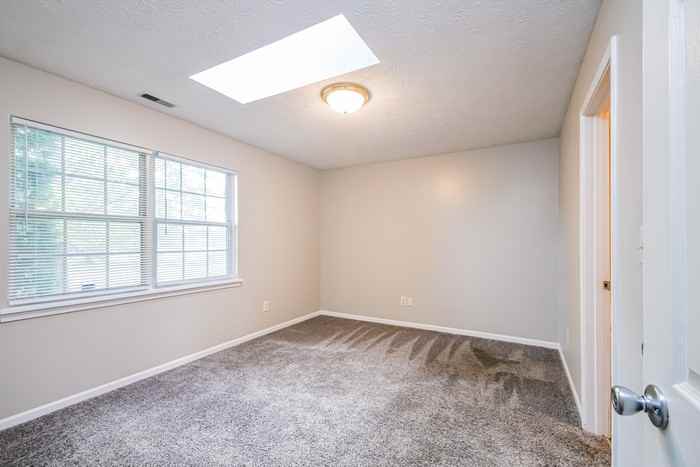 11813 Shannon Pointe Rd - Photo 6 of 11