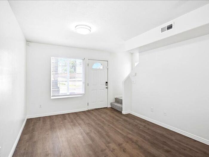 475 N Redwood Rd #58 - Photo 2 of 22