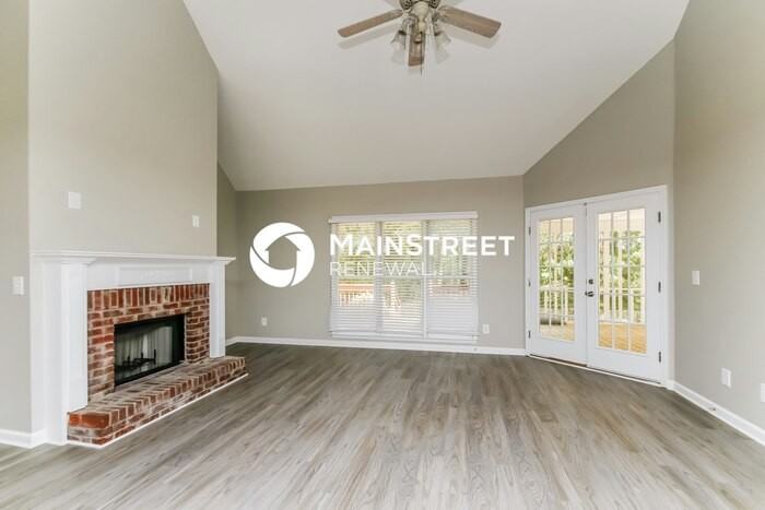 71 Flanders Ct - Photo 4 of 17