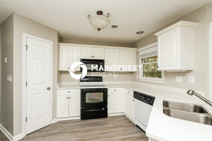71 Flanders Ct - Photo 7 of 17