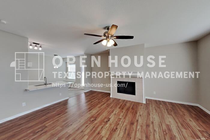 8728 Sumter Way - Photo 4 of 20
