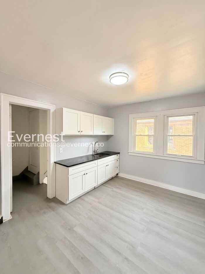 15093 Petoskey Ave - Photo 5 of 25