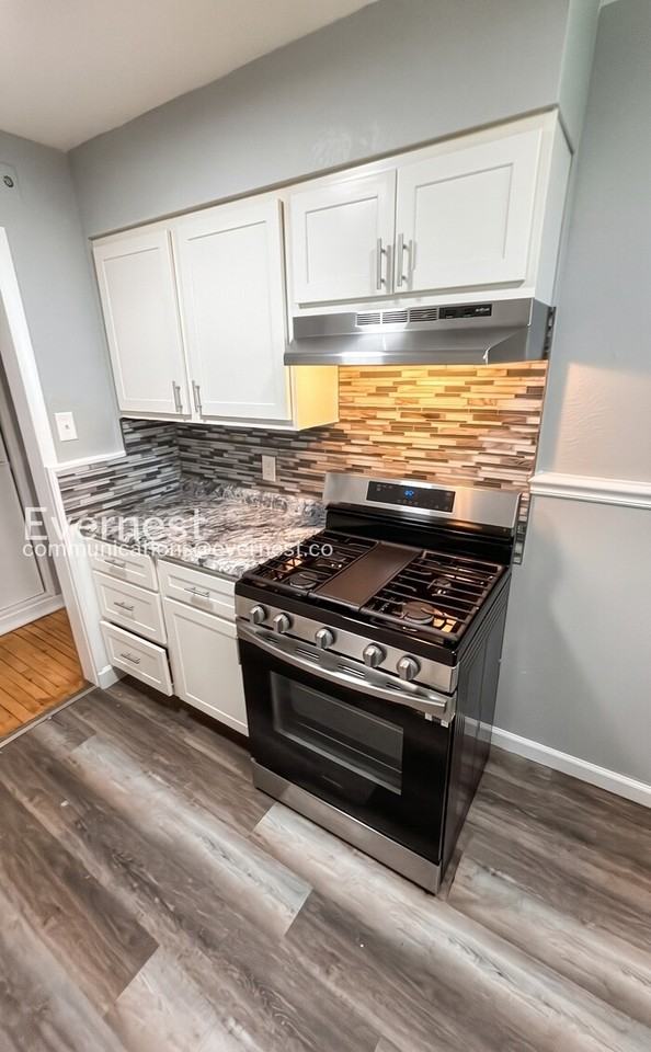 807 Fontaine Pl - Photo 5 of 20