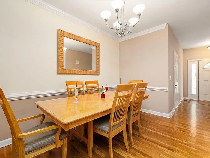 185 Briarwood Pl - Photo 4 of 35