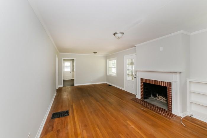 1218 Cherokee Ave - Photo 5 of 15