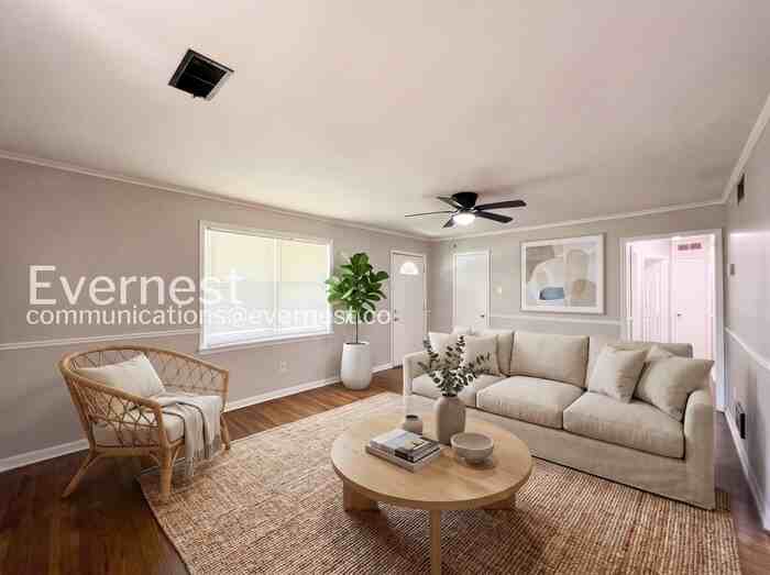 3238 Kenland Dr - Photo 2 of 18